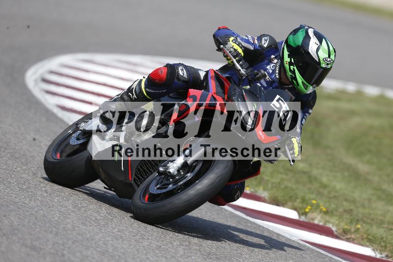 /49 26.08.2025 Cornu Master School ADR/gruen-vert/54